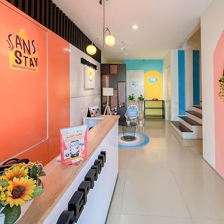 Sans Stay Bukit Palma Citraland 수라바야 외부 사진
