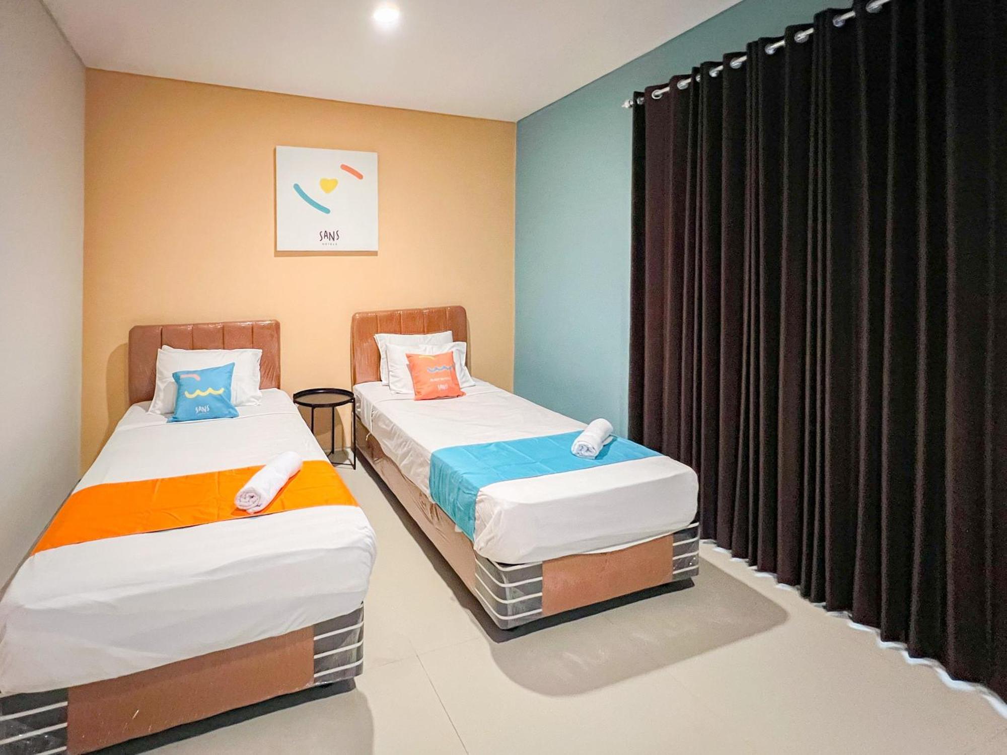 Sans Stay Bukit Palma Citraland 수라바야 외부 사진