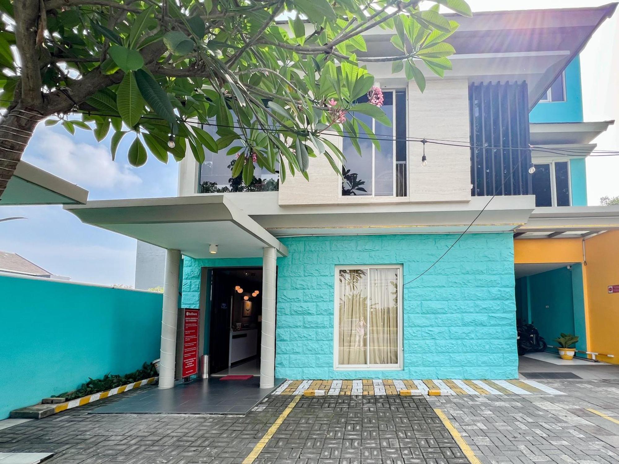 Sans Stay Bukit Palma Citraland 수라바야 외부 사진