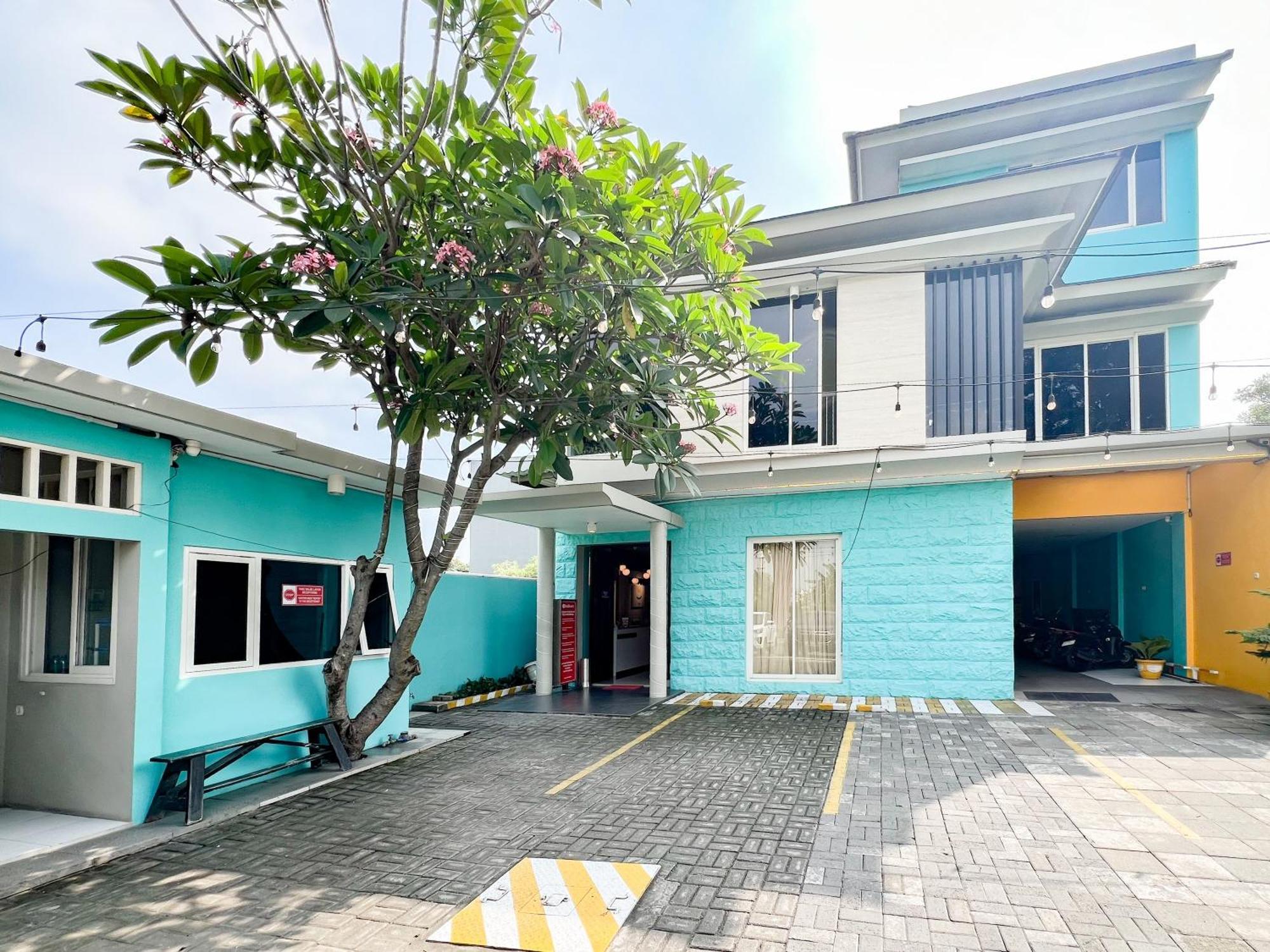 Sans Stay Bukit Palma Citraland 수라바야 외부 사진